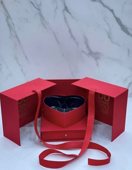 صندوق أـحمر